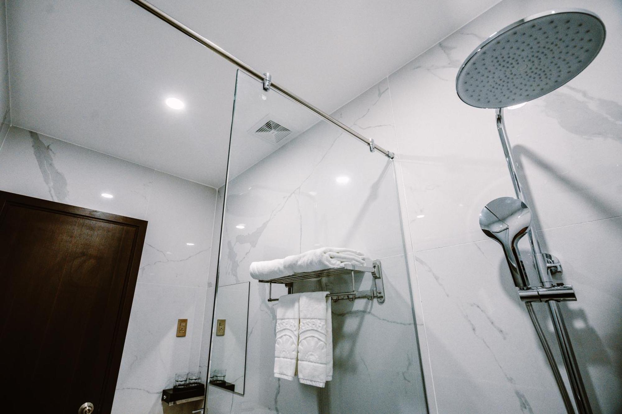 Sunrise Hotel Ha Tien Luaran gambar