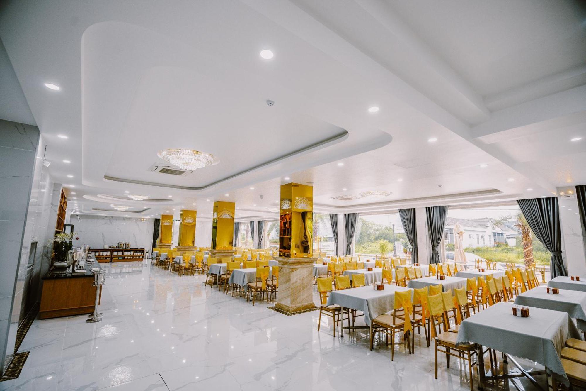 Sunrise Hotel Ha Tien Luaran gambar