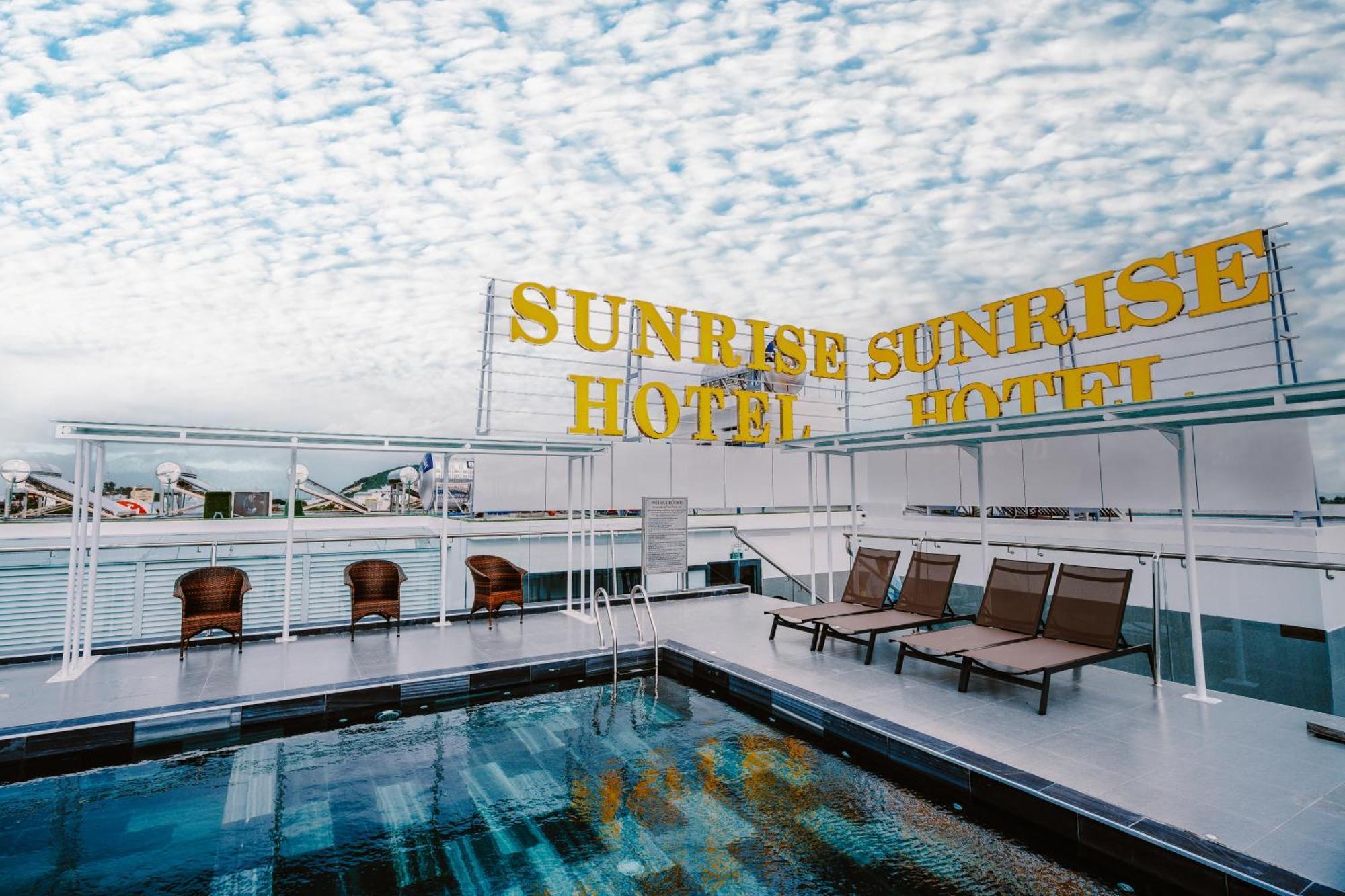 Sunrise Hotel Ha Tien Luaran gambar